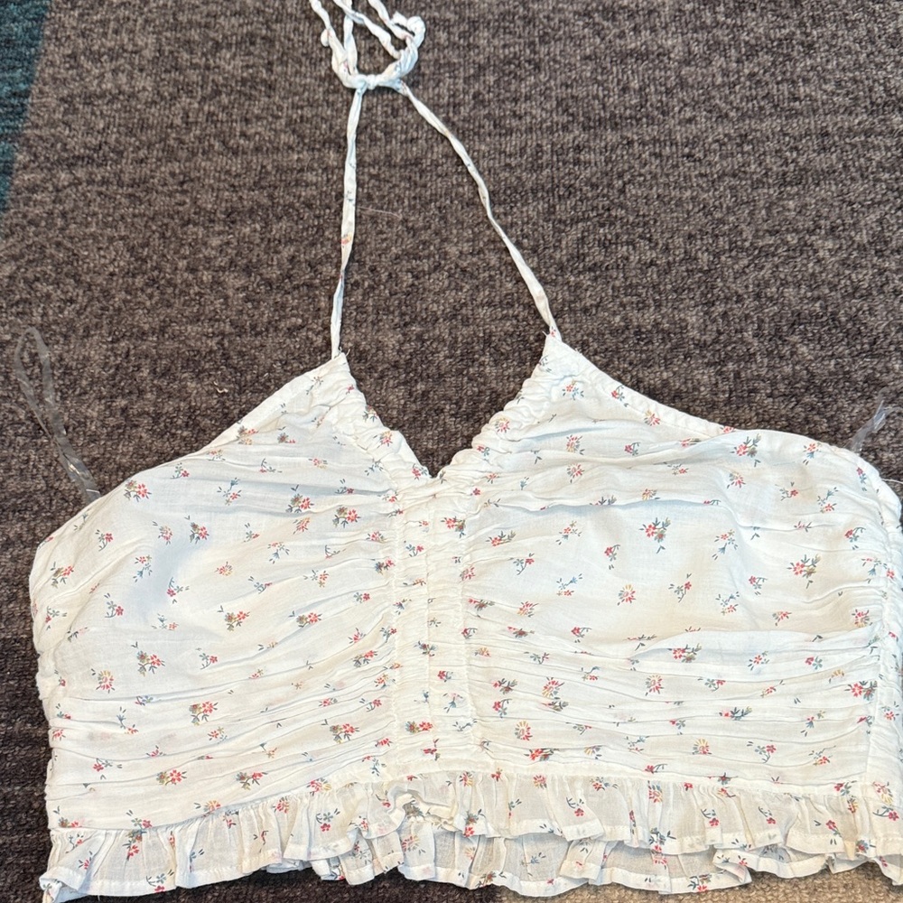 American Eagle Outfitters Floral White Camisole cropped size large NWOT